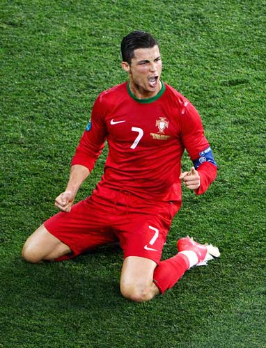 官方：马宁执法今晚苏超决赛南通队vs泰州队的比赛（官方确认：马宁将担任今晚苏超决赛主裁，南通对阵泰州）