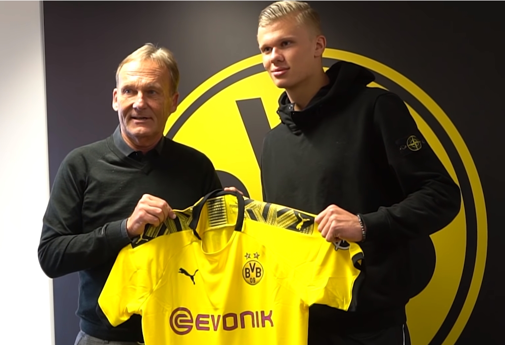 非洲足联年度最佳球员候选名单：阿什拉夫、萨拉赫、奥斯梅恩（非洲足联年度最佳候选出炉：阿什拉夫、萨拉赫、奥斯梅恩入选）