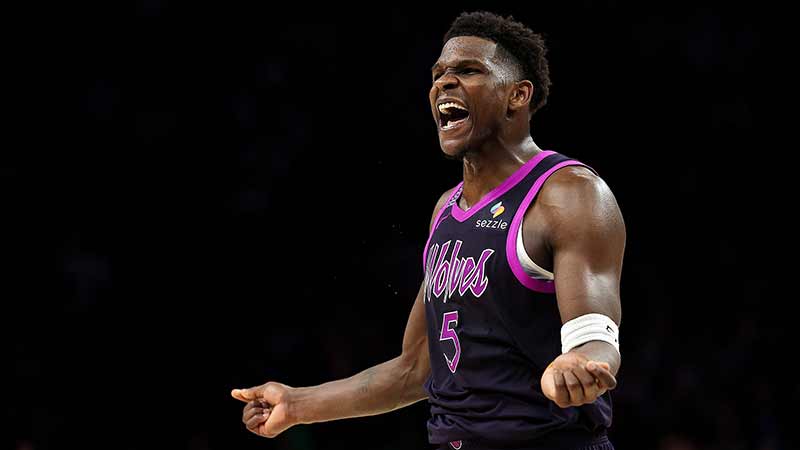 足球这项运动陪伴了我整个初高中，今天我十八岁了，...（十八岁这天，回望与足球同行的初高中岁月）