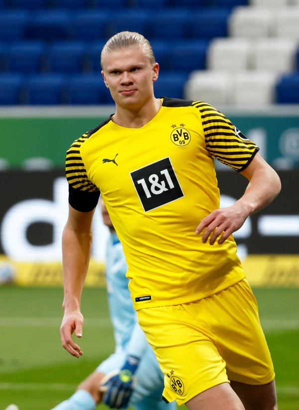 76人以123-114战胜雄鹿，马克西砍54分，助球队逆转三连败，稳居东部第六。（马克西轰下54分，76人123-114力克雄鹿，止住三连败稳居东部第六）